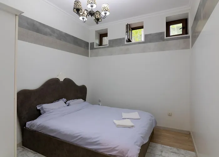 Apartman Atlanta 1 *